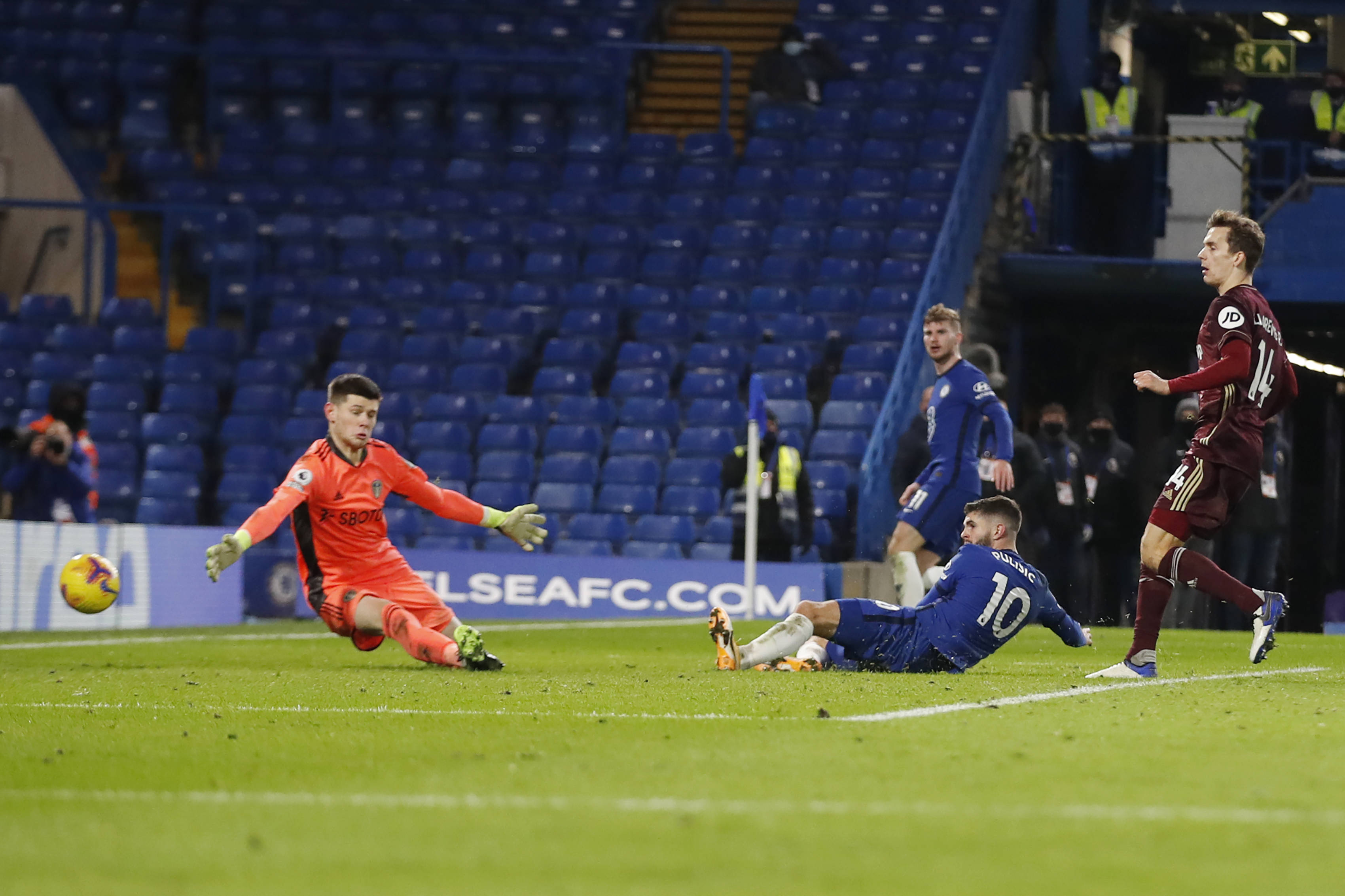 这场比赛充 这场比赛充